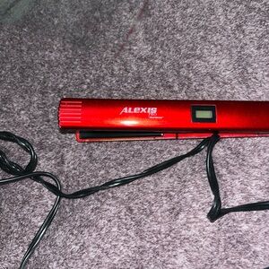 Alexis Vibrant Red Hair Straightener